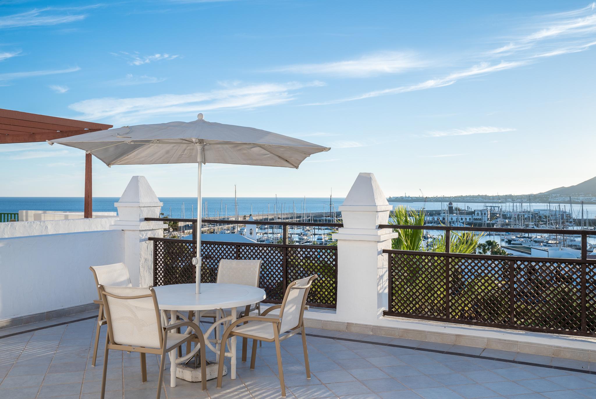 Hotel Livvo Volcan Lanzarote Playa Blanca  Kültér fotó