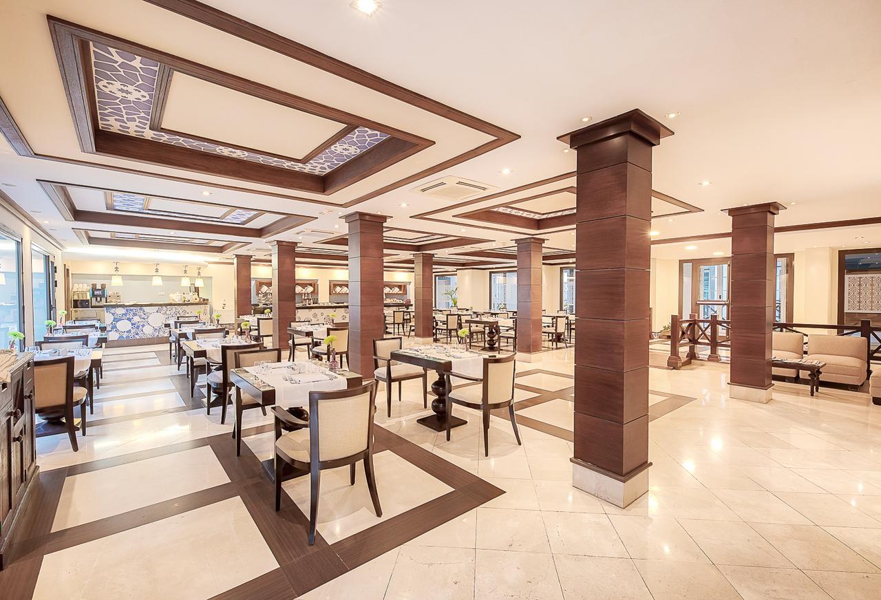 Hotel Livvo Volcan Lanzarote Playa Blanca  Kültér fotó