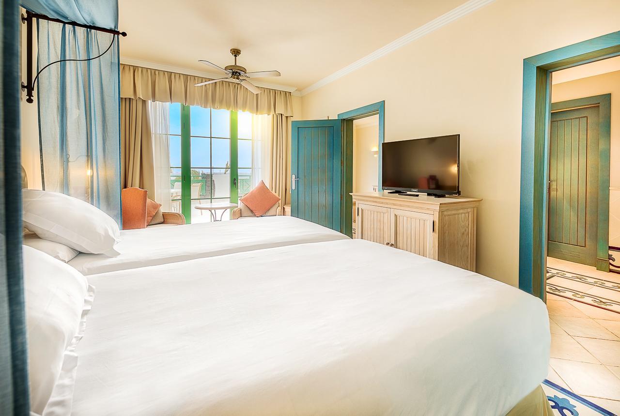 Hotel Livvo Volcan Lanzarote Playa Blanca  Szoba fotó